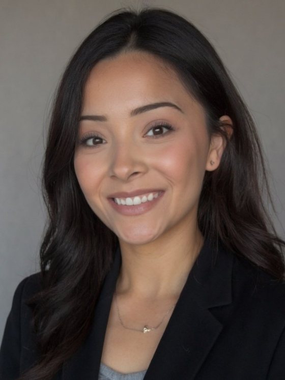 Lupita Ruiz-Ochoa, Broker