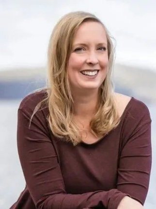 Stephanie Shrum, Broker